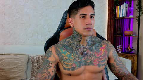 chris reilly online show from April 2, 9:34 pm