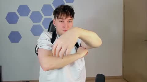 Snapshot of chris_tyson chatting on January 8, 6:31 pm Chris Tyson online show from January 8, 6:31 pm