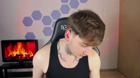 Snapshot of chris_tyson chatting on January 12, 7:21 pm Chris Tyson online show from January 12, 7:21 pm