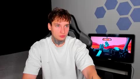 Snapshot of chris_tyson chatting on September 19, 1:18 am Chris Tyson online show from September 19, 1:18 am