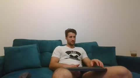 Snapshot of chrisaron chatting on March 8, 4:45 am chrisaron online show from March 8, 4:45 am