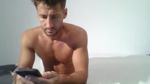 Snapshot of chrisaron chatting on September 11, 3:17 am chrisaron online show from September 11, 3:17 am