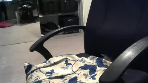 Snapshot of chrismas1 chatting on February 19, 2:01 am chrismas1 online show from February 19, 2:01 am