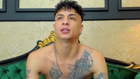 Chris online show from October 8, 11:19 am