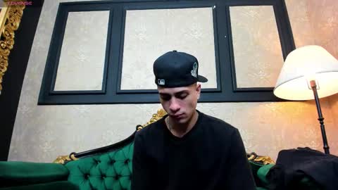 Chris online show from October 28, 11:14 am