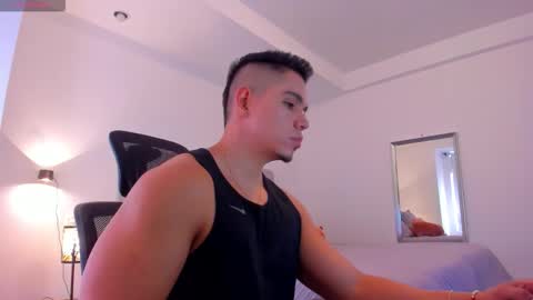 Snapshot of chrismorgan24 chatting on October 8, 4:04 pm chrismorgan24 online show from October 8, 4:04 pm
