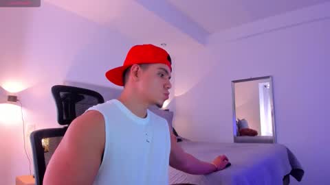 Snapshot of chrismorgan24 chatting on October 15, 6:08 pm chrismorgan24 online show from October 15, 6:08 pm