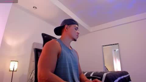 chrismorgan24 online show from March 10, 6:57 pm