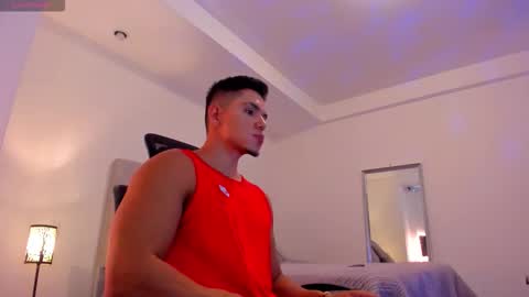 chrismorgan24 online show from March 15, 10:49 pm