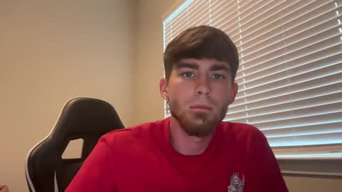 Snapshot of chrisoncam01 chatting on October 21, 11:27 pm chrisoncam01 online show from October 21, 11:27 pm