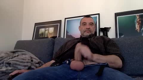 chrispanam13 online show from April 21, 7:47 am
