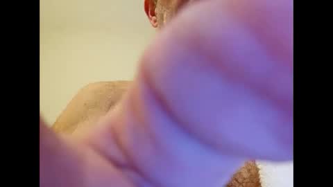 Snapshot of chrispycum chatting on December 19, 4:23 am Chris online show from December 19, 4:23 am