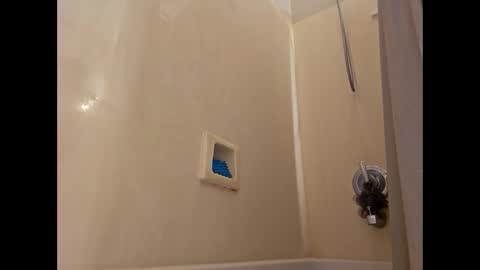 Snapshot of chrispycum chatting on January 1, 7:52 am Chris online show from January 1, 7:52 am