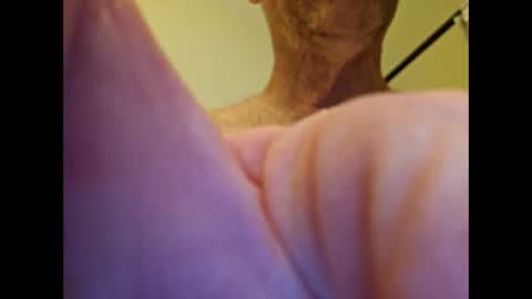 Snapshot of chrispycum chatting on January 18, 3:42 am Chris online show from January 18, 3:42 am