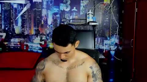Chriss Stewart online show from June 26, 2:38 am