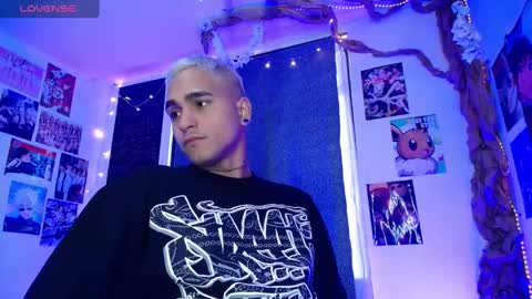 Christian Wang online show from December 18, 11:56 am