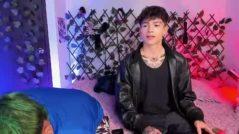 Christian Wang online show from April 19, 10:34 pm