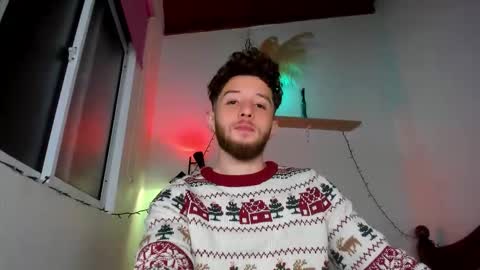 Snapshot of chrisstianford chatting on December 20, 8:10 am Hi dont forguet to follow me online show from December 20, 8:10 am