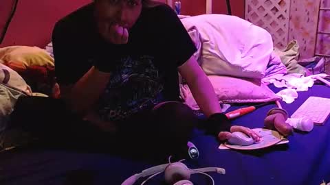 ChrisstyAnneCD online show from October 1, 11:00 pm