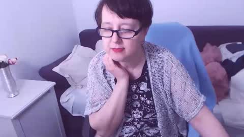 Snapshot of christarose chatting on January 11, 4:27 am Christa online show from January 11, 4:27 am