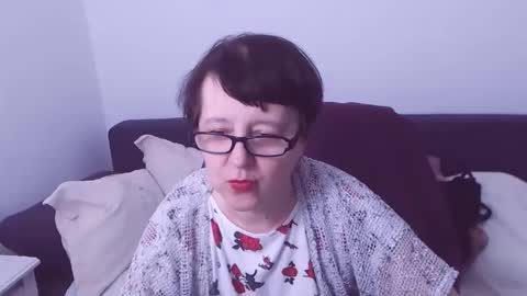 Snapshot of christarose chatting on January 13, 12:41 am Christa online show from January 13, 12:41 am