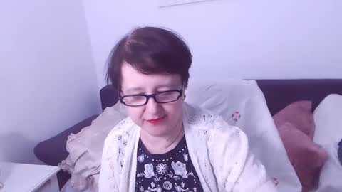 Snapshot of christarose chatting on January 24, 6:14 pm Christa online show from January 24, 6:14 pm