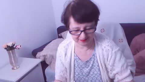 Snapshot of christarose chatting on January 31, 8:54 pm Christa online show from January 31, 8:54 pm
