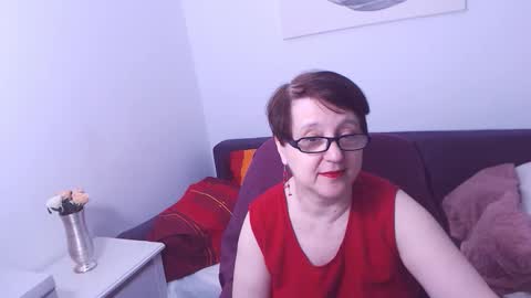 Snapshot of christarose chatting on September 30, 3:06 pm Christa online show from September 30, 3:06 pm