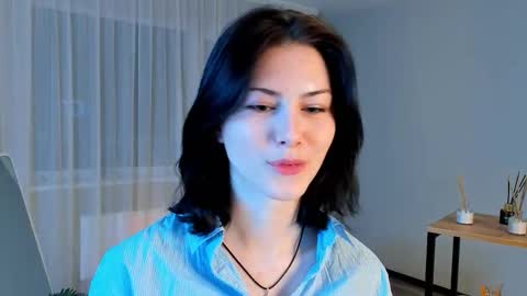 christaschrecongost online show from February 18, 4:14 pm