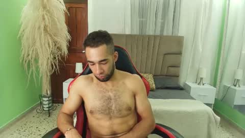 Snapshot of christian_lundgren chatting on July 18, 3:33 am Christian Lundgren online show from July 18, 3:33 am