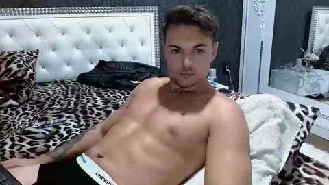 Snapshot of christianhot_ chatting on September 24, 4:32 pm Master Gab online show from September 24, 4:32 pm