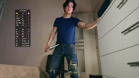 UPVOTE ME ------  ILL DO SOMETHING FOR FREE online show from March 11, 5:02 am