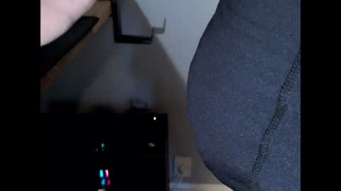 Snapshot of christianmdk chatting on January 20, 2:25 pm Chris online show from January 20, 2:25 pm