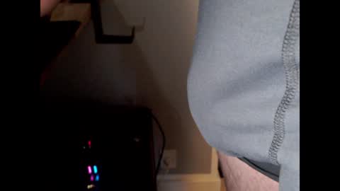 Snapshot of christianmdk chatting on January 25, 9:57 am Chris online show from January 25, 9:57 am