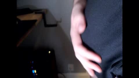 Snapshot of christianmdk chatting on October 4, 9:18 am Chris online show from October 4, 9:18 am