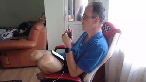 Snapshot of christiantboy chatting on May 5, 4:04 pm ChristiantBoy online show from May 5, 4:04 pm