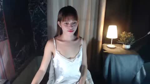 Snapshot of christin_gray chatting on September 17, 3:19 am christin_gray online show from September 17, 3:19 am