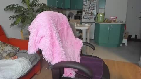 Chris online show from December 14, 1:49 pm