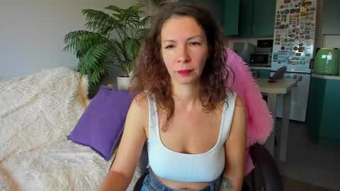 Chris online show from October 19, 6:47 am