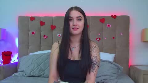 Christina online show from February 11, 10:07 pm