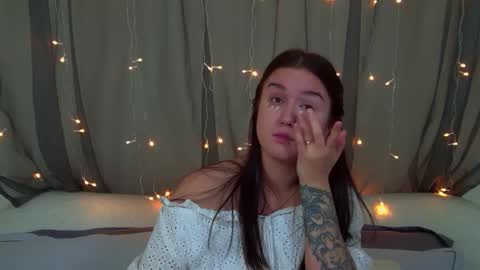 Christina online show from November 28, 8:55 pm