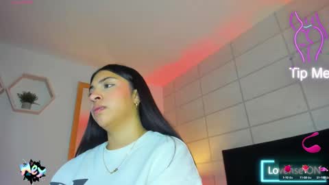 Christine  online show from October 15, 12:05 pm