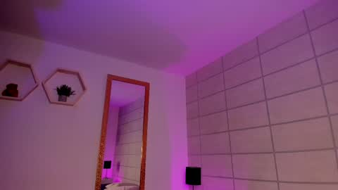 Christine  online show from April 19, 12:48 pm