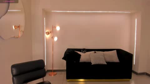 Christine Ford online show from February 16, 12:23 pm