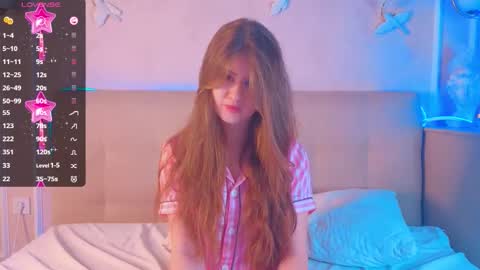 Snapshot of christiwilliams chatting on October 12, 6:34 am Hello  im Barbara online show from October 12, 6:34 am