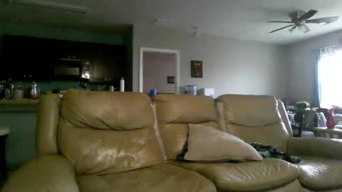 Snapshot of christopher_rain chatting on August 2, 5:11 pm Christopher Rain online show from August 2, 5:11 pm