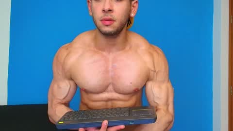 Snapshot of christopher_w chatting on December 15, 1:02 am Christopher online show from December 15, 1:02 am