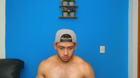 Snapshot of christopher_w chatting on February 2, 12:51 am Christopher online show from February 2, 12:51 am