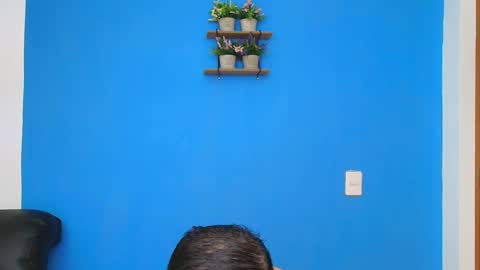 Snapshot of christopher_w chatting on February 18, 1:32 am Christopher online show from February 18, 1:32 am