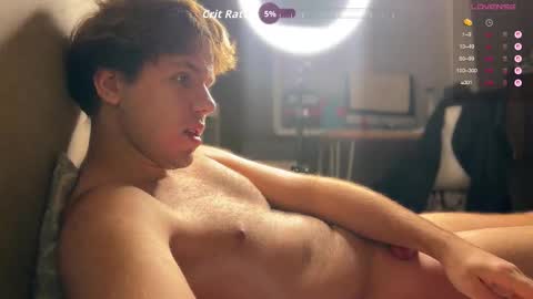 Snapshot of christophertan chatting on November 22, 6:40 pm Christopher online show from November 22, 6:40 pm